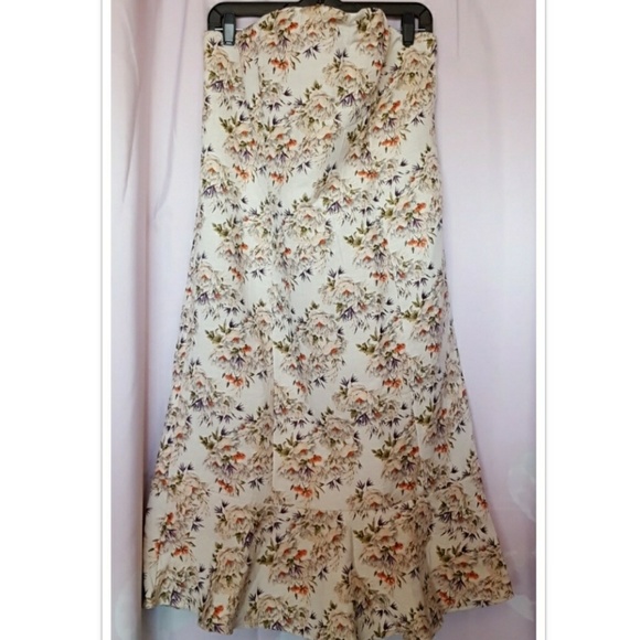 🆕️➕ Eva Mendes 💜 Ivy Strapless Dress - Picture 5 of 7